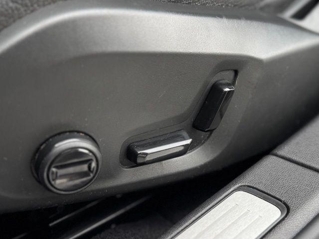 used 2021 Volvo V60 Cross Country car, priced at $28,786