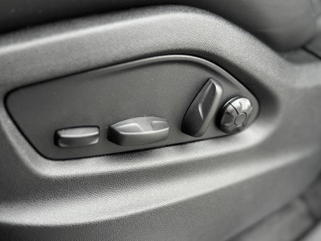 new 2026 Porsche Cayenne car, priced at $119,080