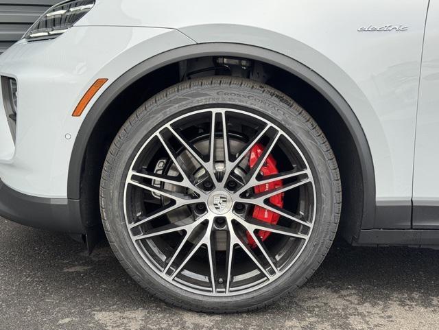 new 2025 Porsche Macan car, priced at $111,205