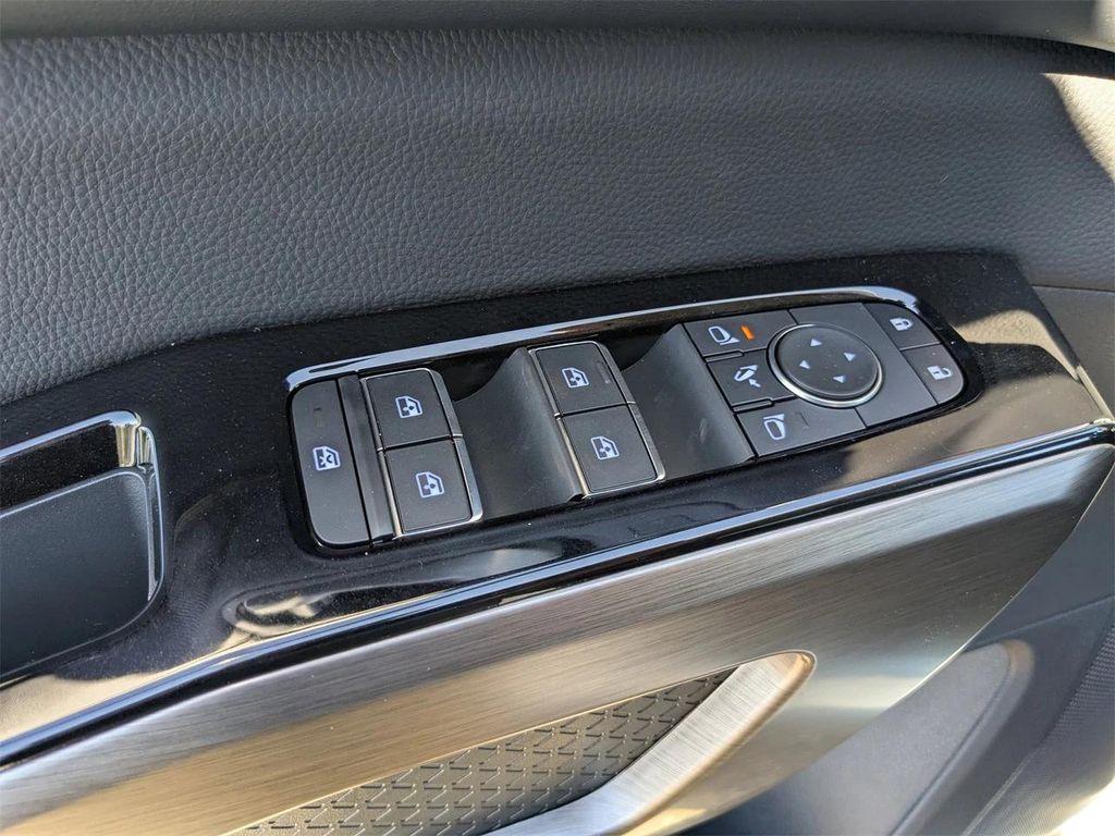 new 2025 Nissan Pathfinder car, priced at $42,706