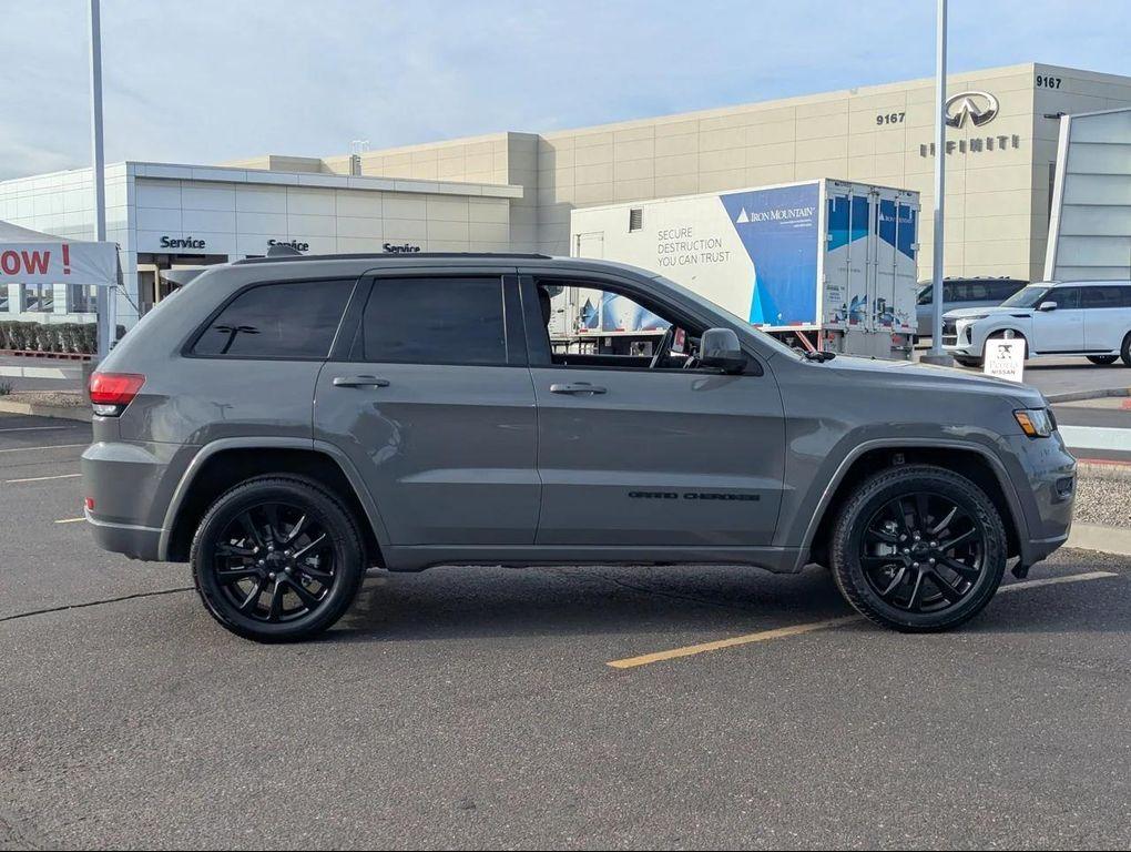 used 2020 Jeep Grand Cherokee car, priced at $19,987