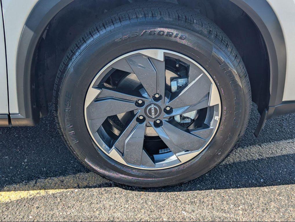 used 2025 Nissan Rogue car, priced at $23,125