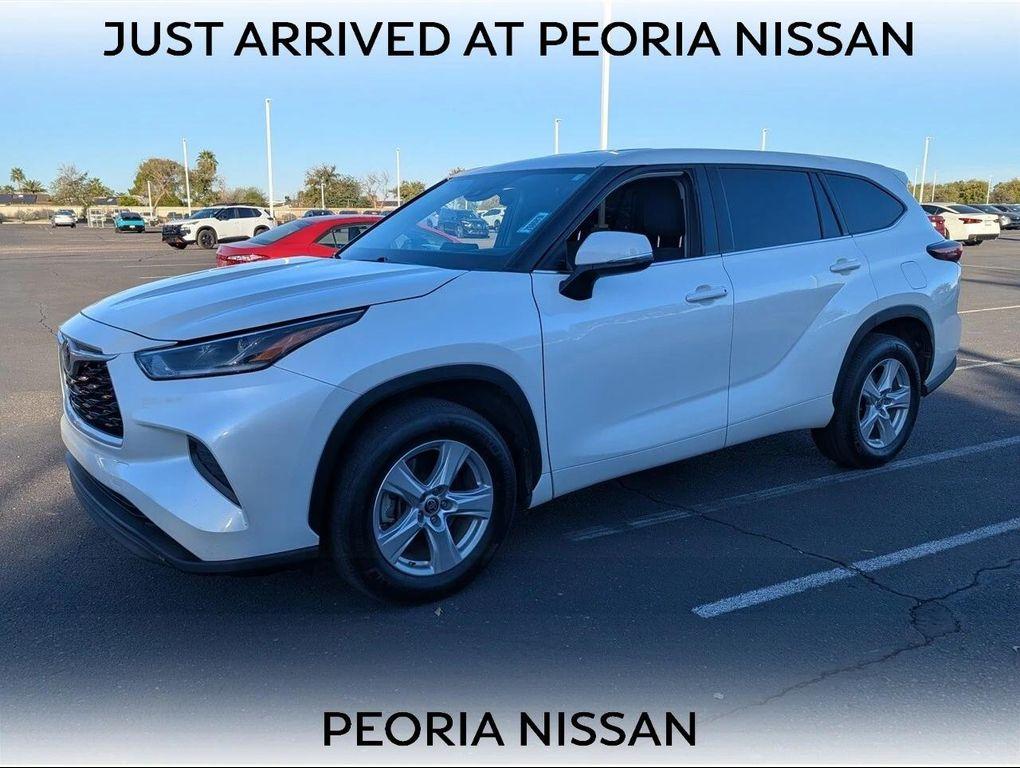used 2021 Toyota Highlander car, priced at $23,356
