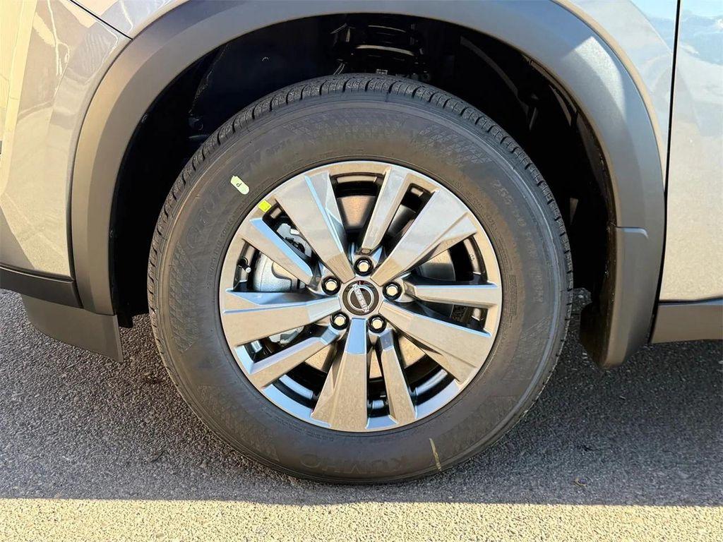 new 2025 Nissan Pathfinder car, priced at $32,991