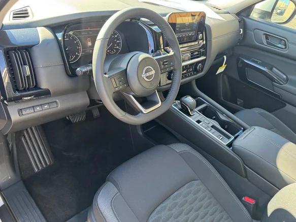 new 2025 Nissan Pathfinder car, priced at $32,991