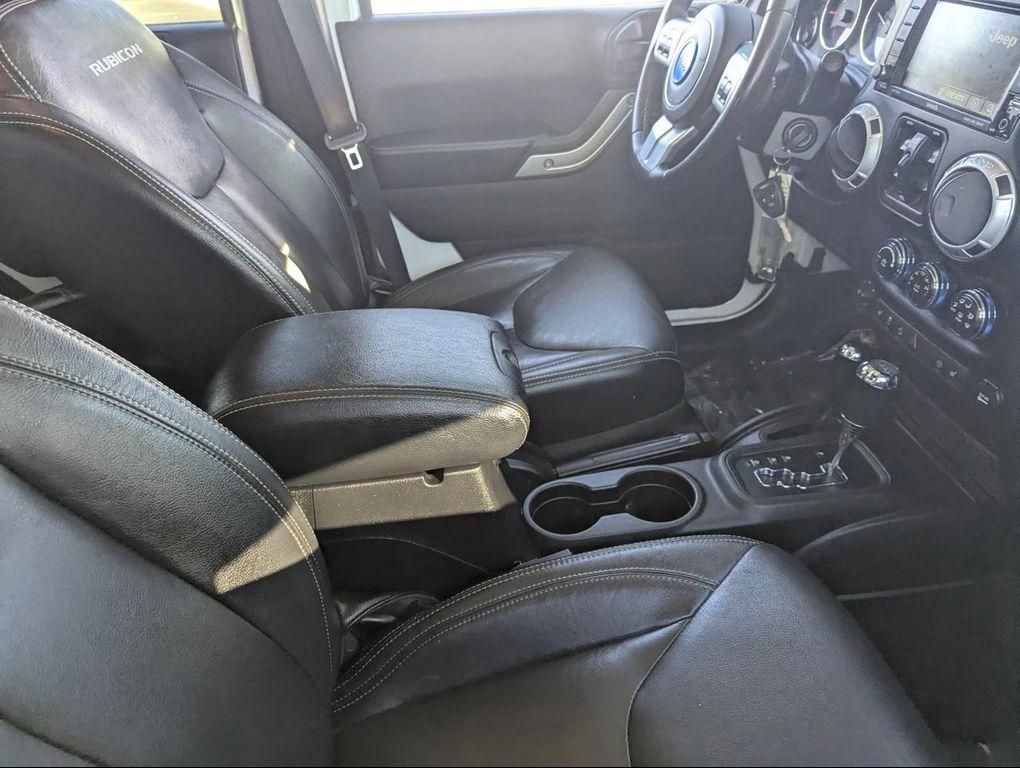 used 2016 Jeep Wrangler Unlimited car, priced at $25,777