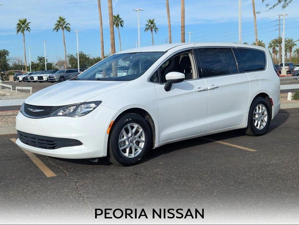 used 2017 Chrysler Pacifica car, priced at $11,345