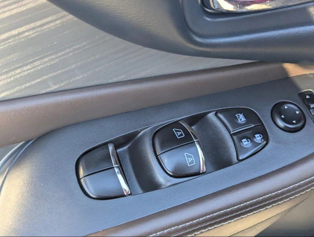 used 2018 Nissan Murano car, priced at $14,975