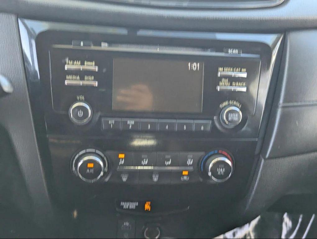 used 2017 Nissan Rogue car, priced at $7,702