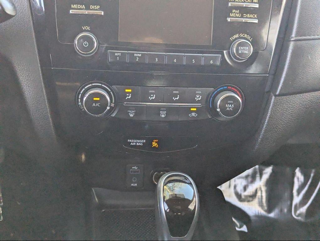 used 2017 Nissan Rogue car, priced at $7,702