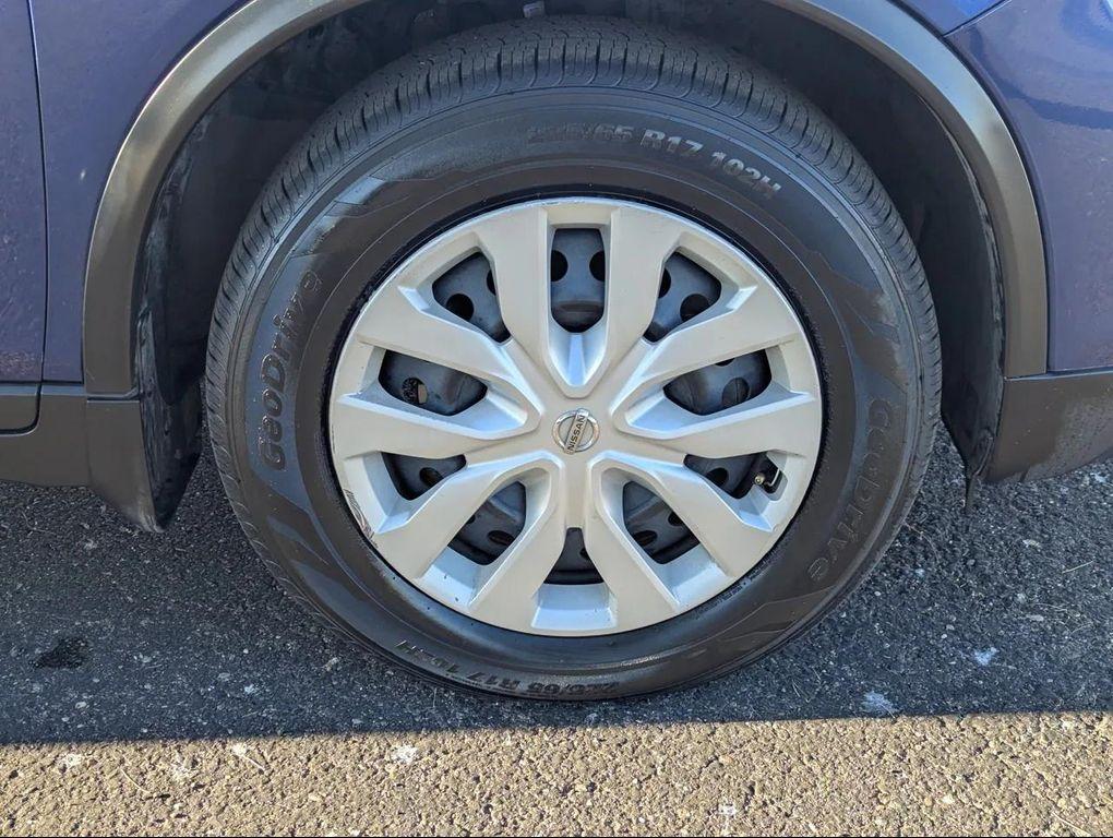 used 2017 Nissan Rogue car, priced at $7,702