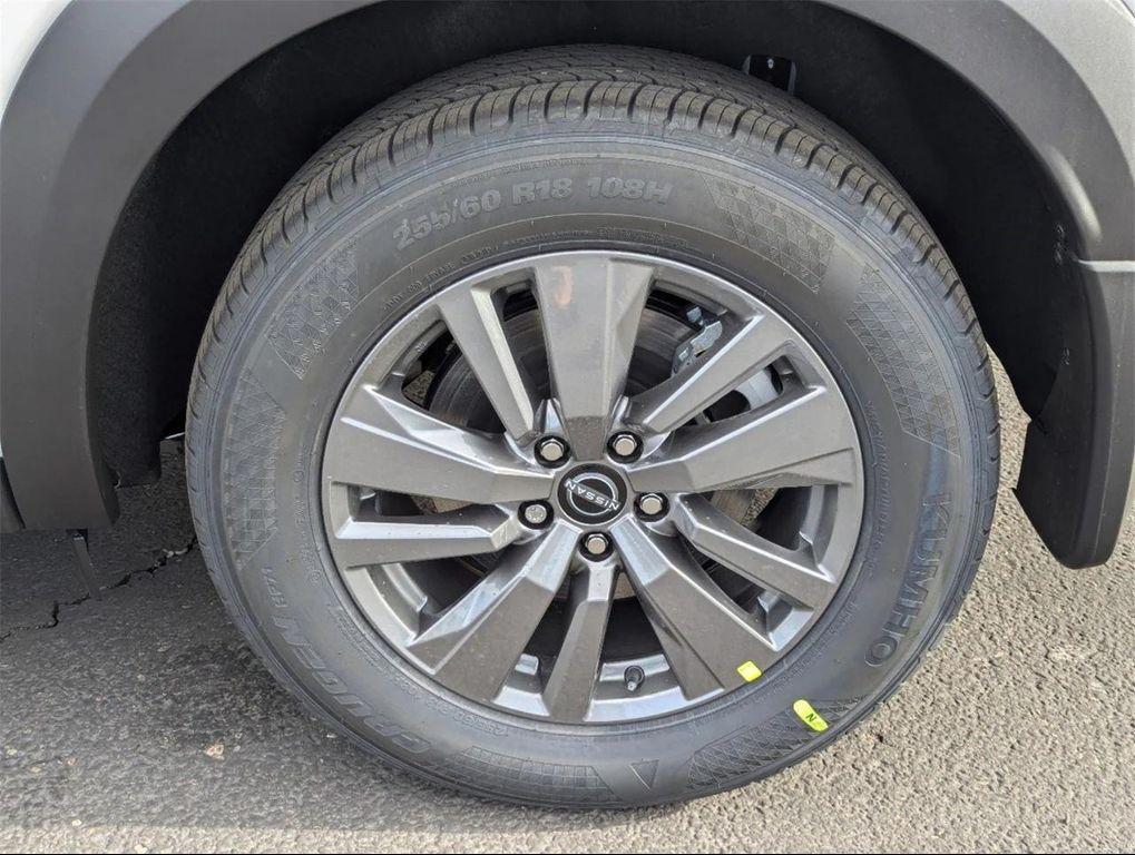 new 2025 Nissan Pathfinder car, priced at $34,850