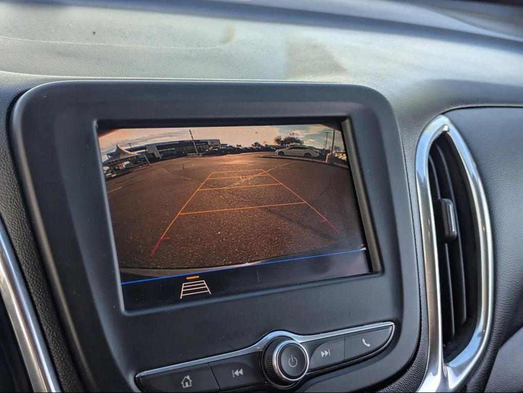 used 2020 Chevrolet Equinox car, priced at $11,475