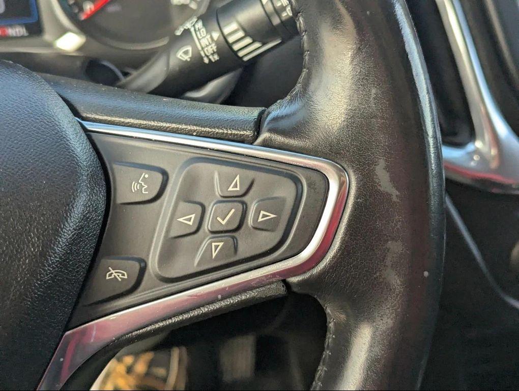 used 2020 Chevrolet Equinox car, priced at $11,475