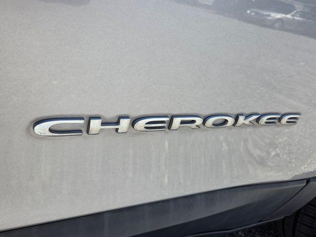 used 2016 Jeep Cherokee car, priced at $10,844