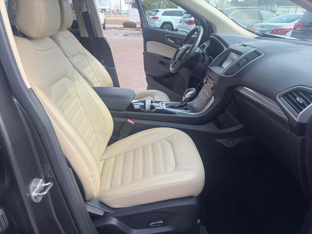 used 2015 Ford Edge car, priced at $9,995