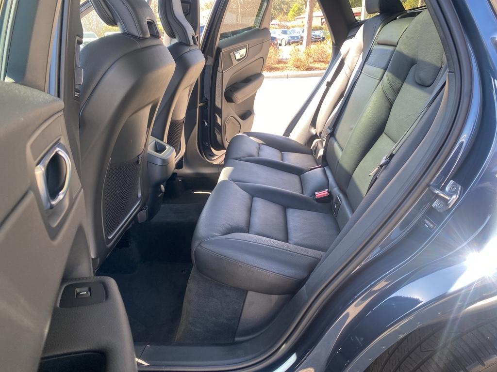 used 2021 Volvo XC60 car, priced at $16,995