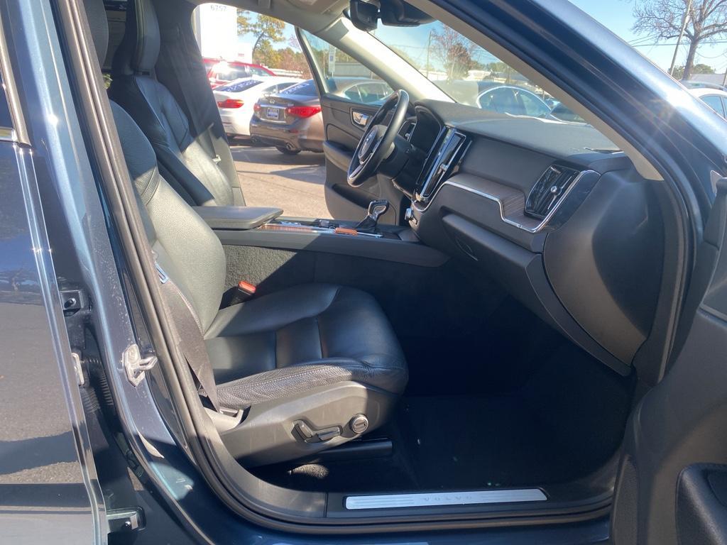 used 2021 Volvo XC60 car, priced at $16,995