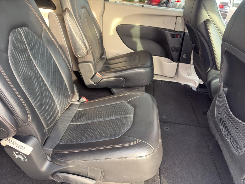 used 2018 Chrysler Pacifica car, priced at $13,800