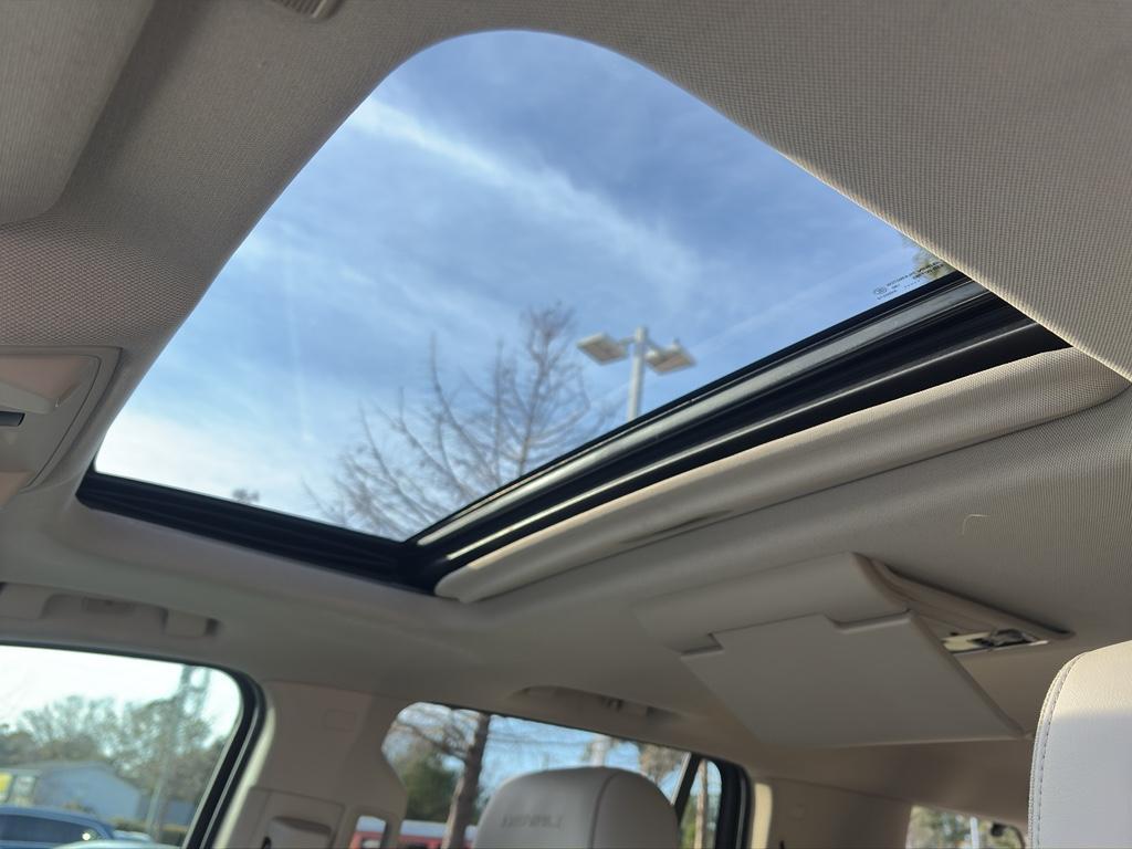 used 2018 GMC Yukon car, priced at $24,700