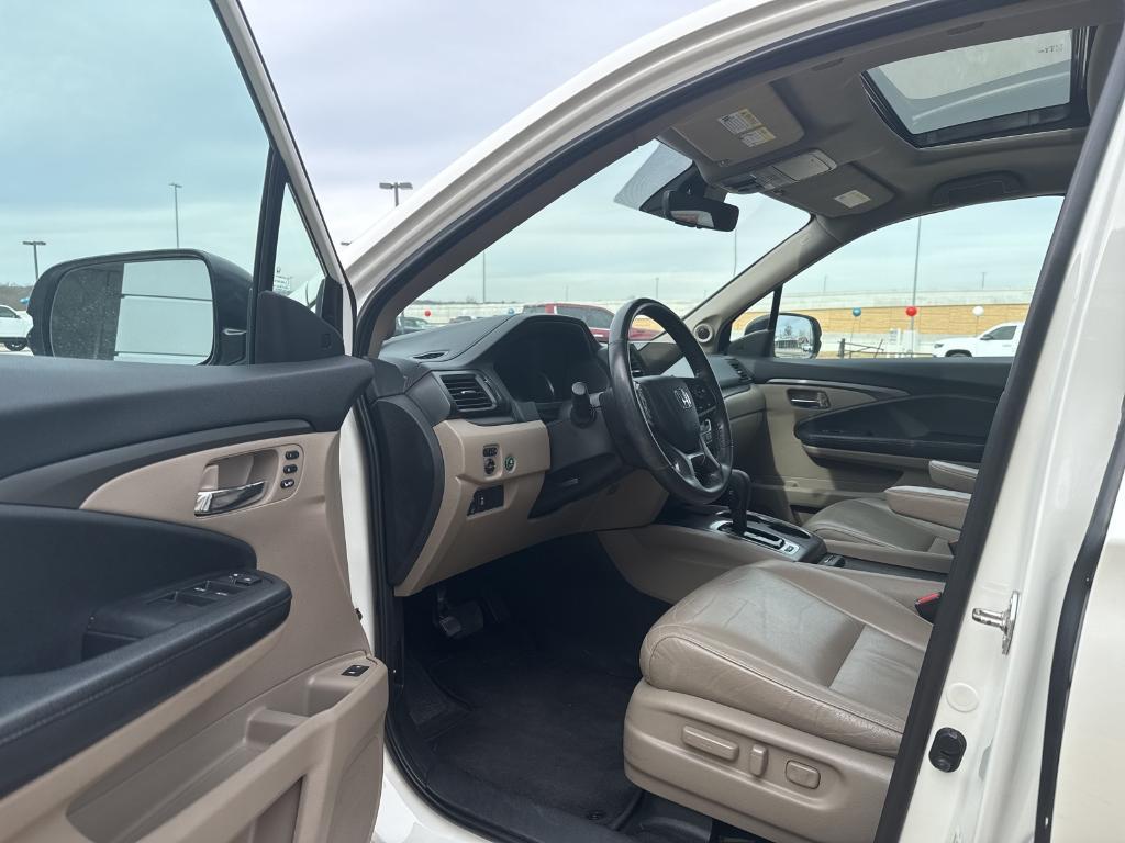 used 2019 Honda Pilot car, priced at $22,995