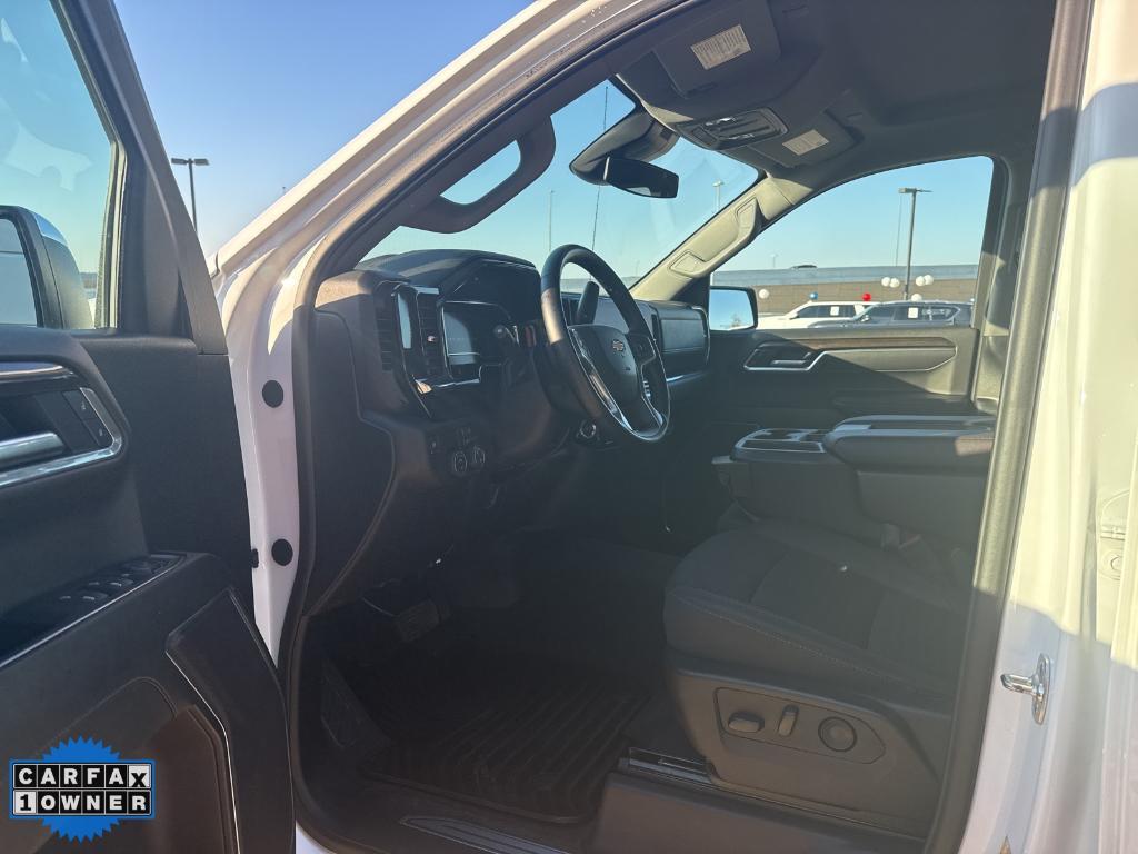 used 2025 Chevrolet Silverado 1500 car, priced at $36,997