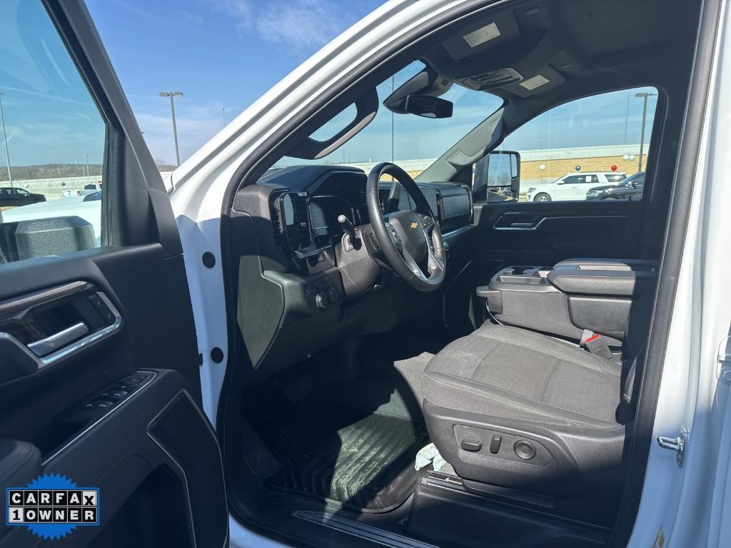 used 2025 Chevrolet Silverado 2500 car, priced at $59,997