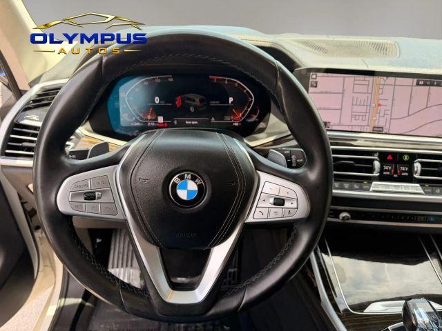 BMW X7 view 7