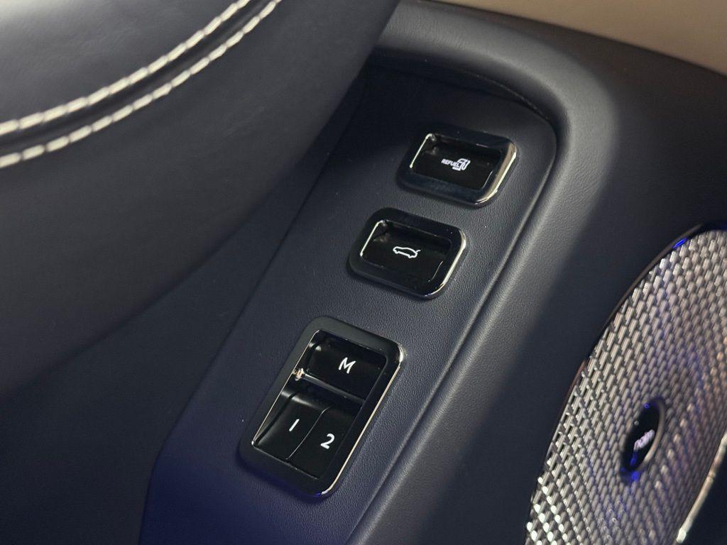 new 2026 Bentley Flying Spur car, priced at $337,475