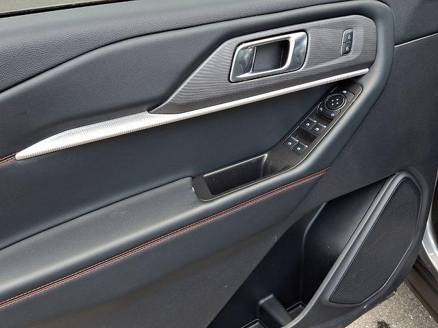 used 2025 Ford Explorer car, priced at $38,981