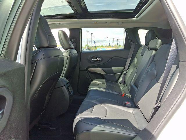 used 2022 Jeep Cherokee car, priced at $20,491