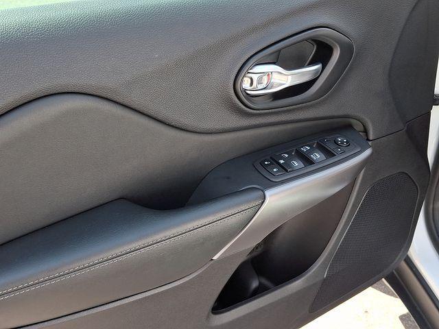 used 2022 Jeep Cherokee car, priced at $20,491