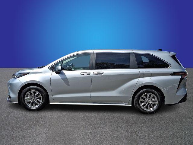 used 2025 Toyota Sienna car, priced at $41,981
