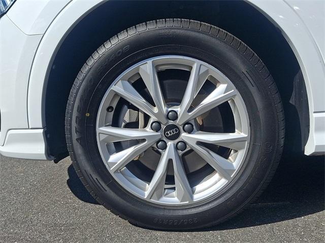 used 2024 Audi Q3 car, priced at $25,981