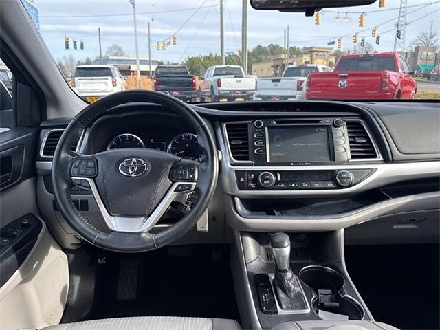 used 2017 Toyota Highlander car, priced at $17,981