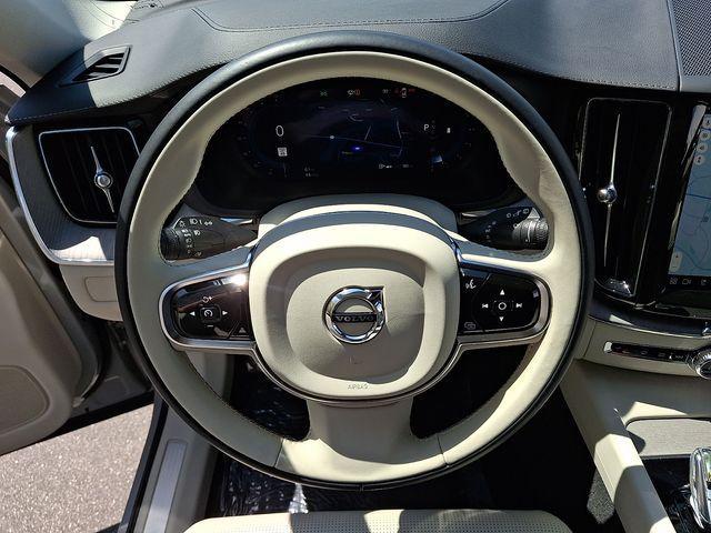 used 2023 Volvo XC60 car, priced at $40,981