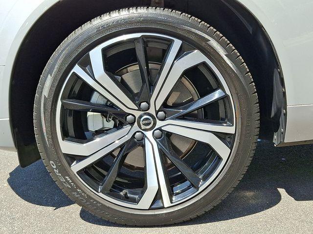 used 2023 Volvo XC60 car, priced at $40,981