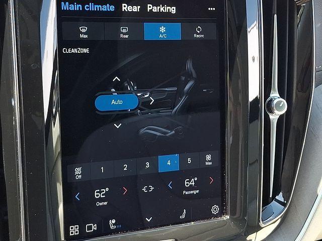 used 2023 Volvo XC60 car, priced at $40,981