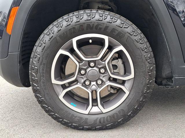 used 2022 Jeep Grand Cherokee 4xe car, priced at $28,341