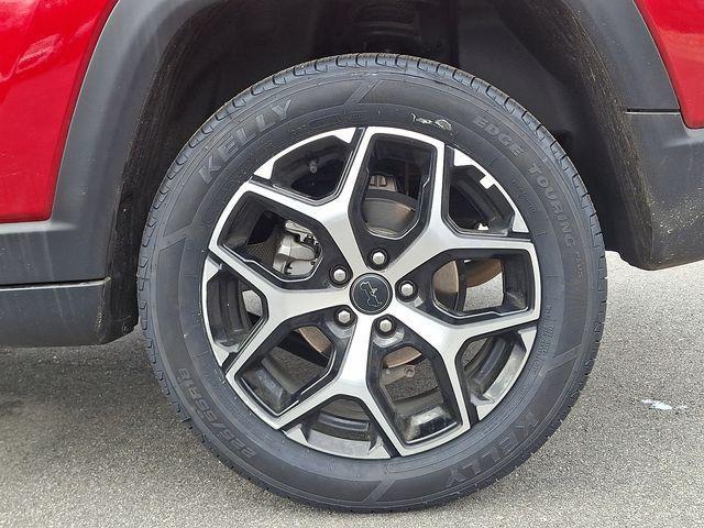 used 2025 Jeep Compass car, priced at $22,691