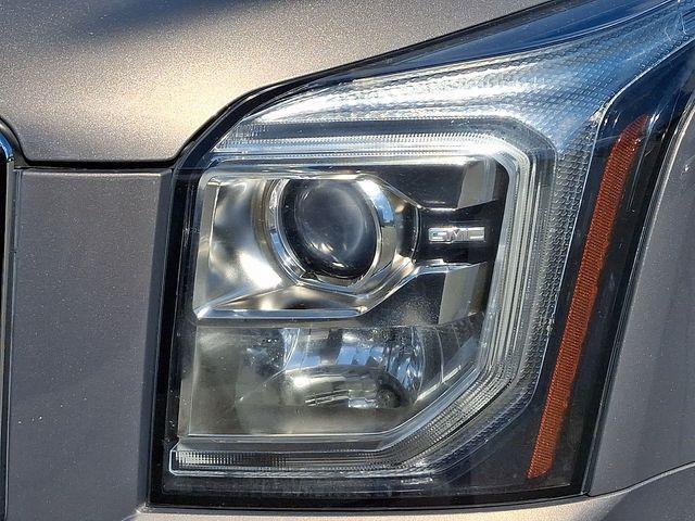 used 2019 GMC Yukon car, priced at $35,981