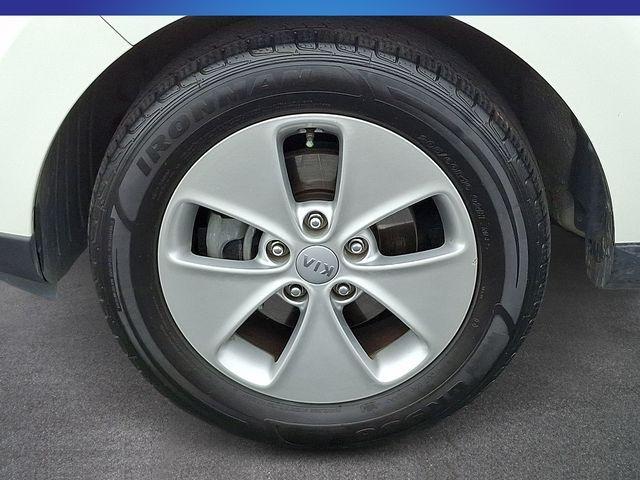 used 2016 Kia Soul car, priced at $11,235