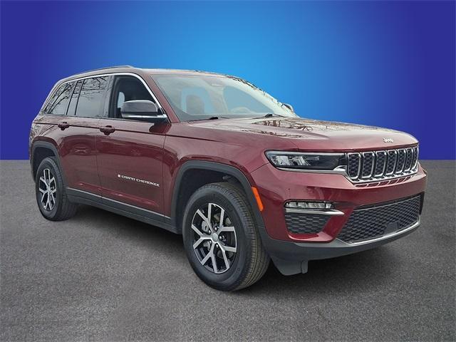 used 2025 Jeep Grand Cherokee car, priced at $38,691