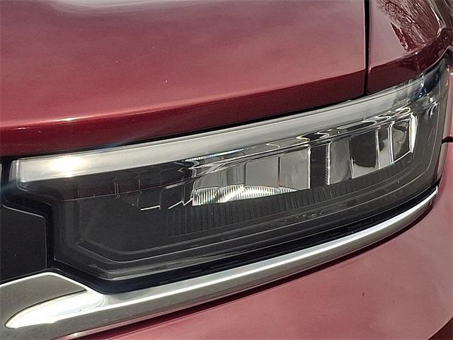 used 2025 Jeep Grand Cherokee car, priced at $38,691