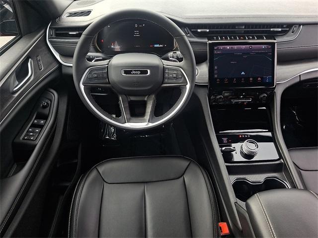 used 2025 Jeep Grand Cherokee car, priced at $38,691
