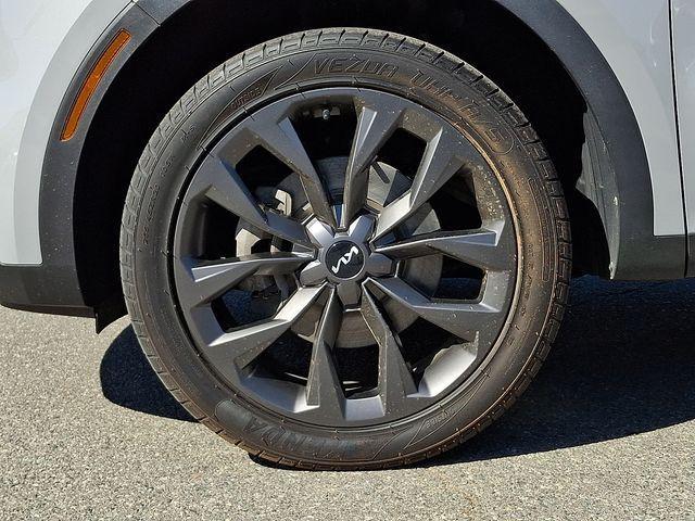 used 2023 Kia Sorento car, priced at $28,475