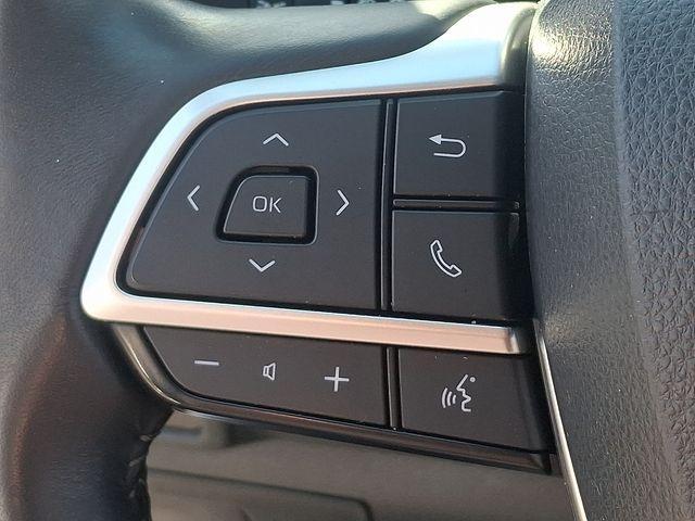used 2024 Toyota Highlander car, priced at $29,981