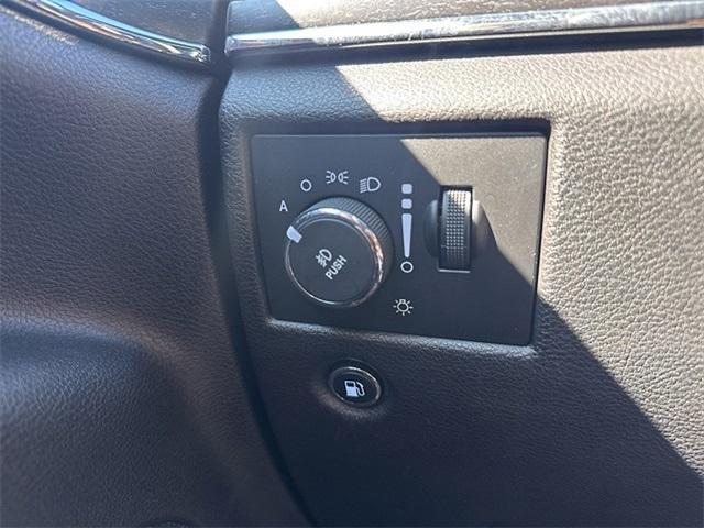 used 2017 Jeep Grand Cherokee car, priced at $14,491