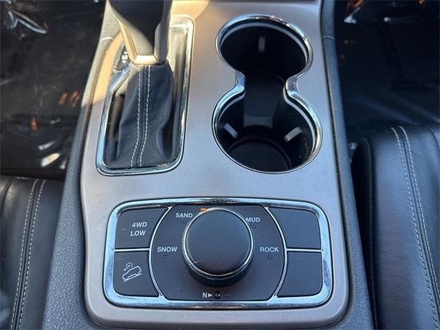 used 2017 Jeep Grand Cherokee car, priced at $14,491