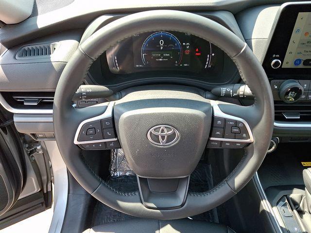 used 2025 Toyota Grand Highlander car, priced at $45,891
